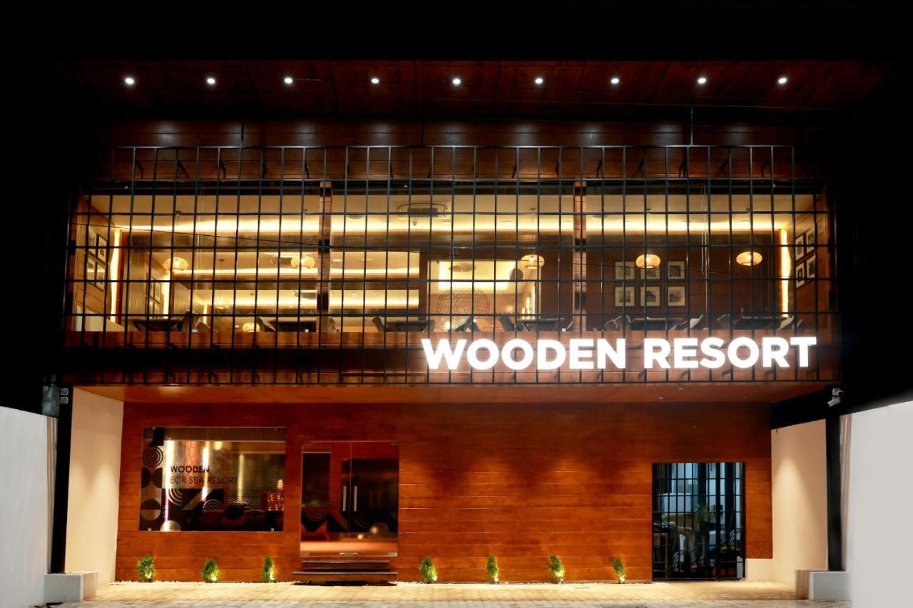 Wooden Ecr Sea Resort Puducherry Buitenkant foto