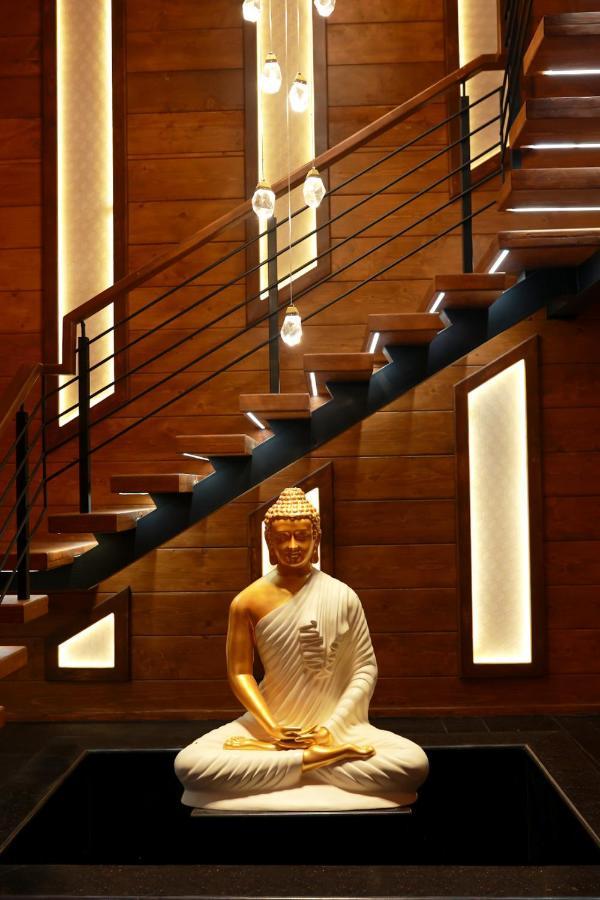 Wooden Ecr Sea Resort Puducherry Buitenkant foto
