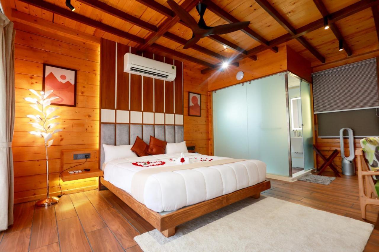 Wooden Ecr Sea Resort Puducherry Buitenkant foto
