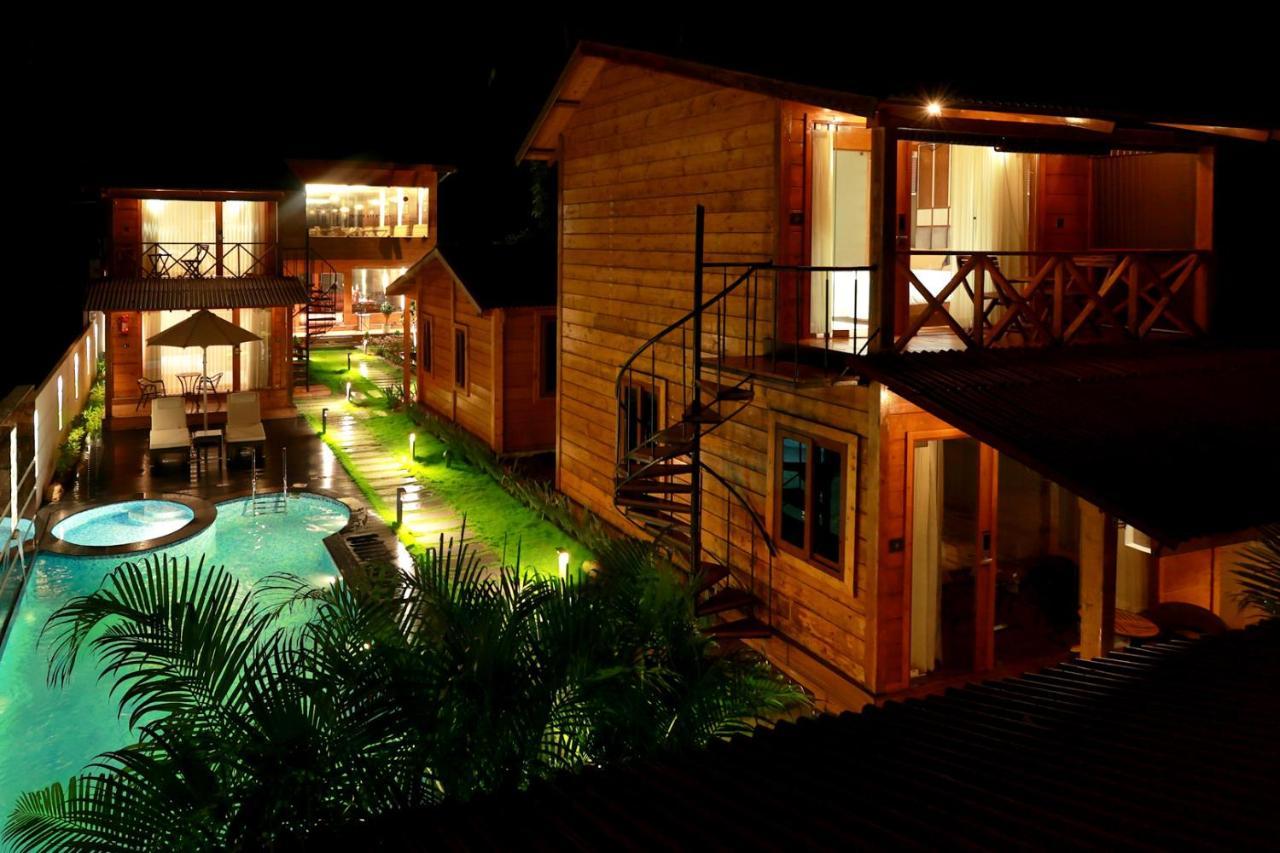 Wooden Ecr Sea Resort Puducherry Buitenkant foto